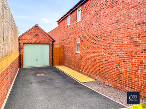 Photo 26- click for photo gallery